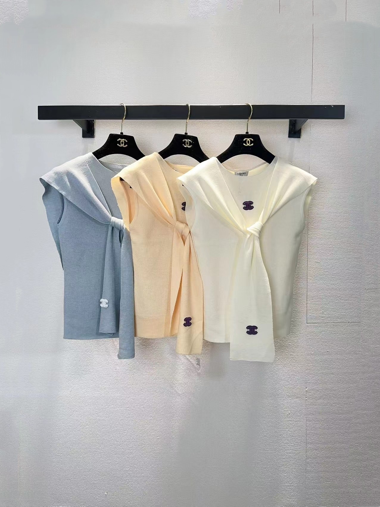 NO:750376,chanel Chanel three-color vest,,chanel,chanel,19860909chanel香奈儿三色背心,,chanel,chanel,,Women's clothing