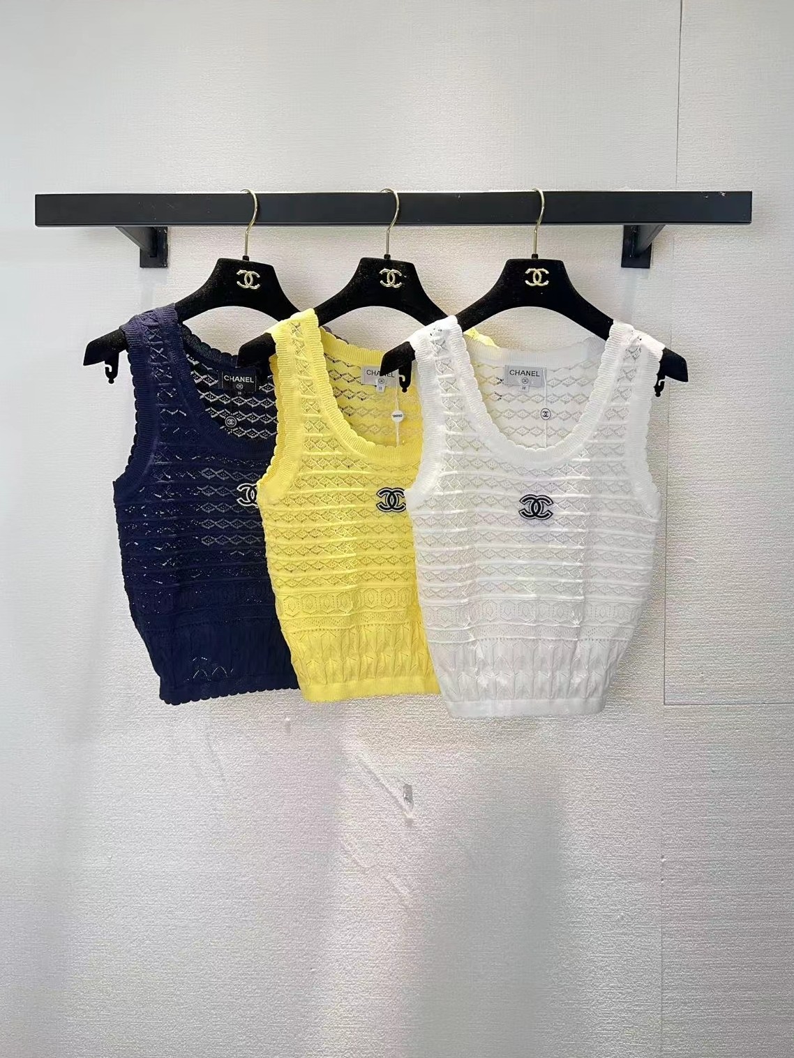 NO:750406,chanel Chanel three-color vest SML,,chanel,chanel,19860909chanel香奈儿三色背心SML,,chanel,chanel,,Women's clothing