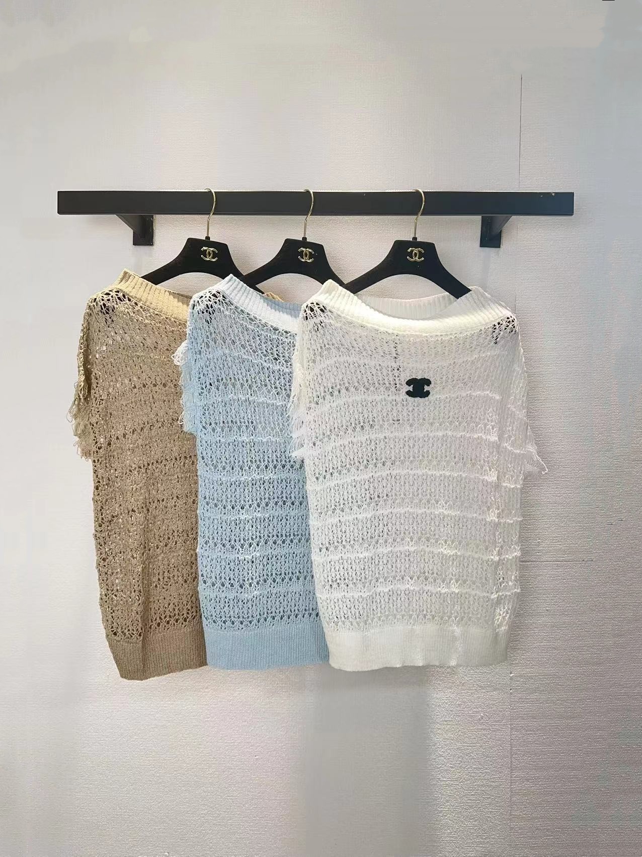 NO:751735,Chanel Chanel three-color one-shoulder,,chanel,chanel,19860909chanel香奈儿三色一字肩,,chanel,chanel,,Women's clothing