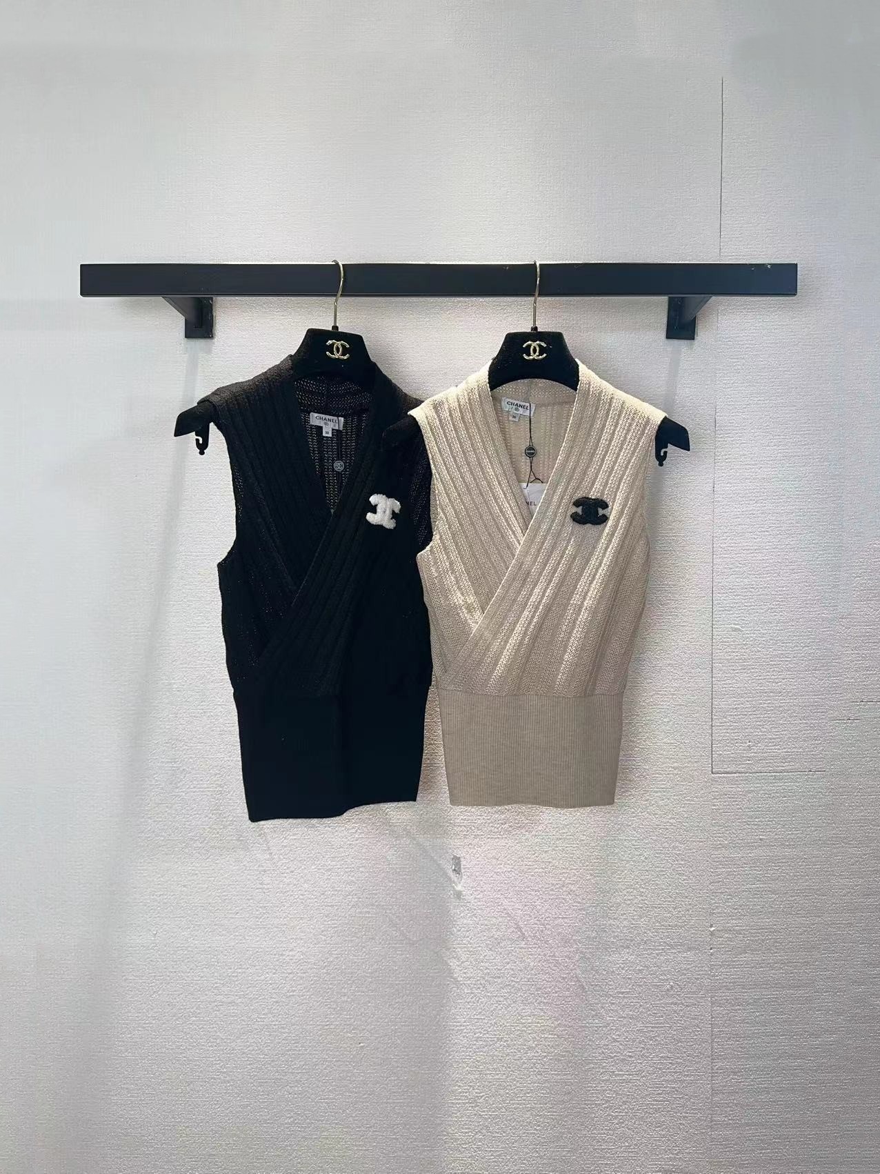 NO:751732,chanel Chanel two-color vest SML,,chanel,chanel,19860909chanel香奈儿两色背心SML,,chanel,chanel,,Women's clothing