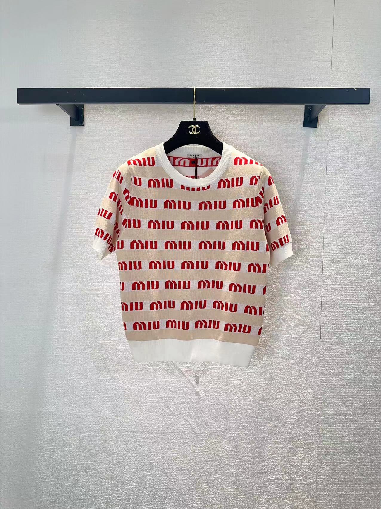 NO:751717,miumiu short sleeve,,miumiu,T-shirt,19860909miumiu短袖,,miumiu,T-shirt,,Women's clothing