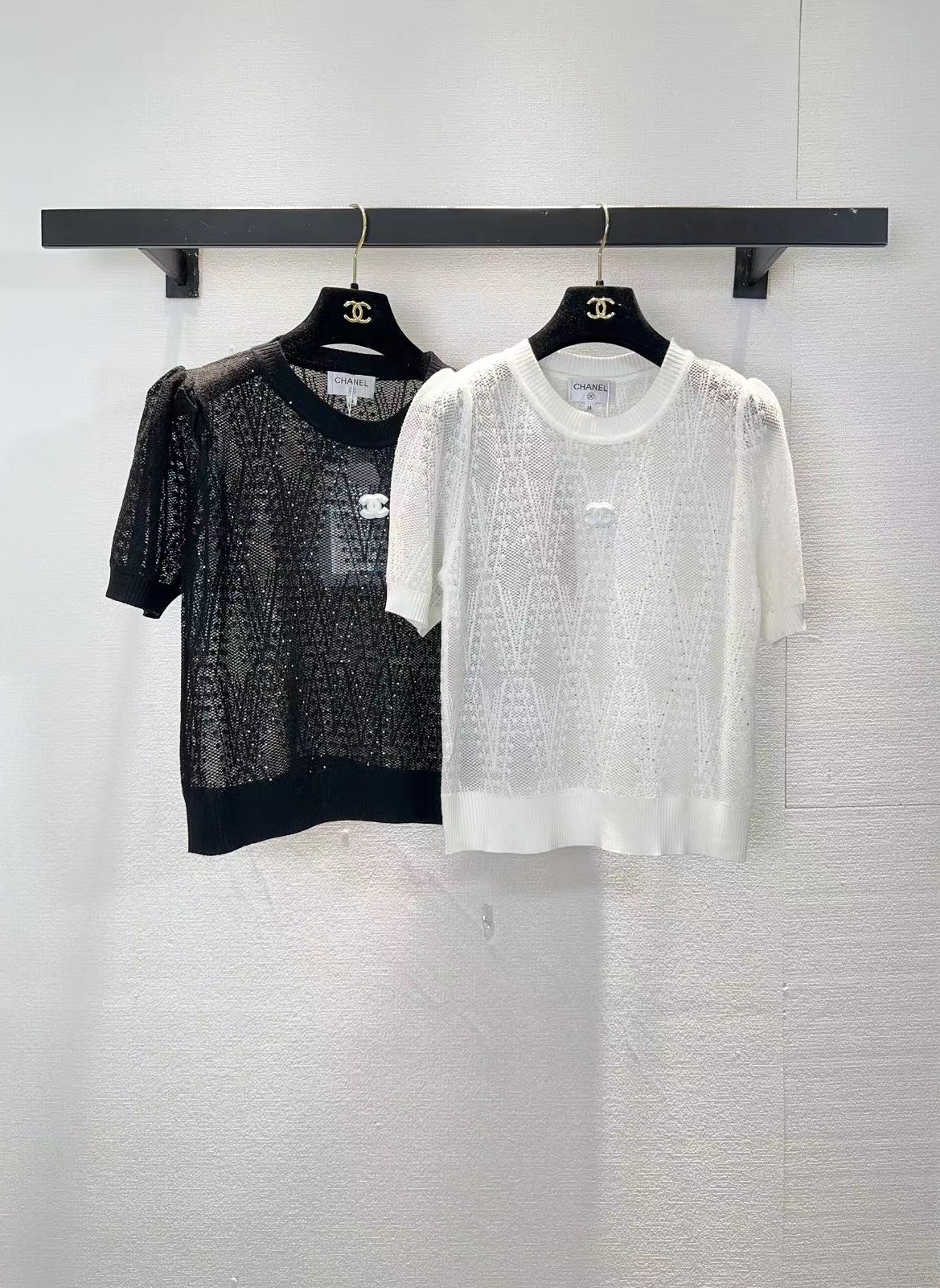 NO:752282,chanel Chanel two-color short-sleeved,,chanel,chanel,T-shirt,19860909chanel香奈儿两色短袖,,chanel,chanel,T-shirt,,Women's clothing