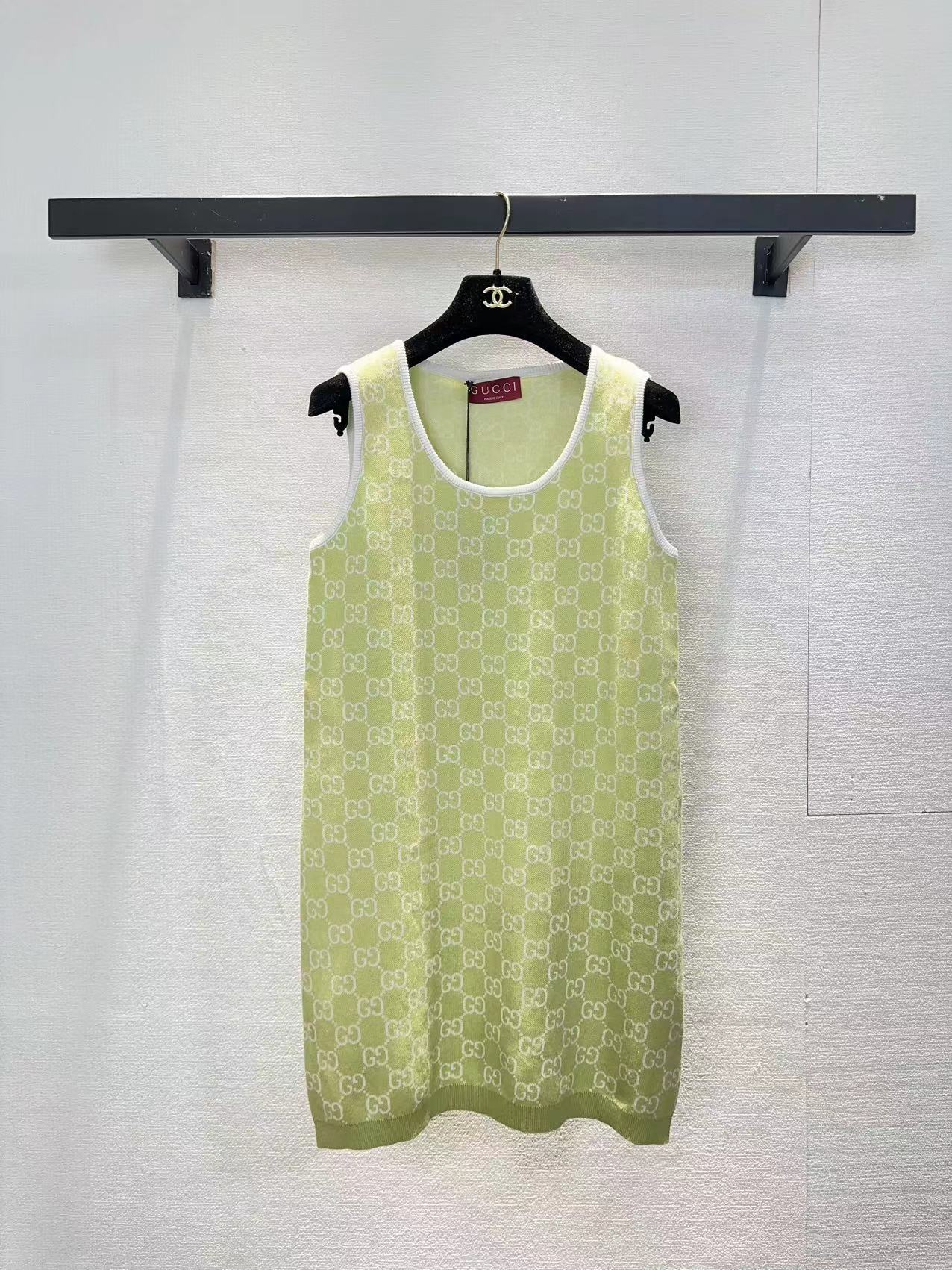 NO:762026,gucci Gucci vest dress official website synchronization,,gucci,gucci,skirts,19860909gucci古驰背心连衣裙官网同步,,gucci,gucci,skirts,,Women's clothing