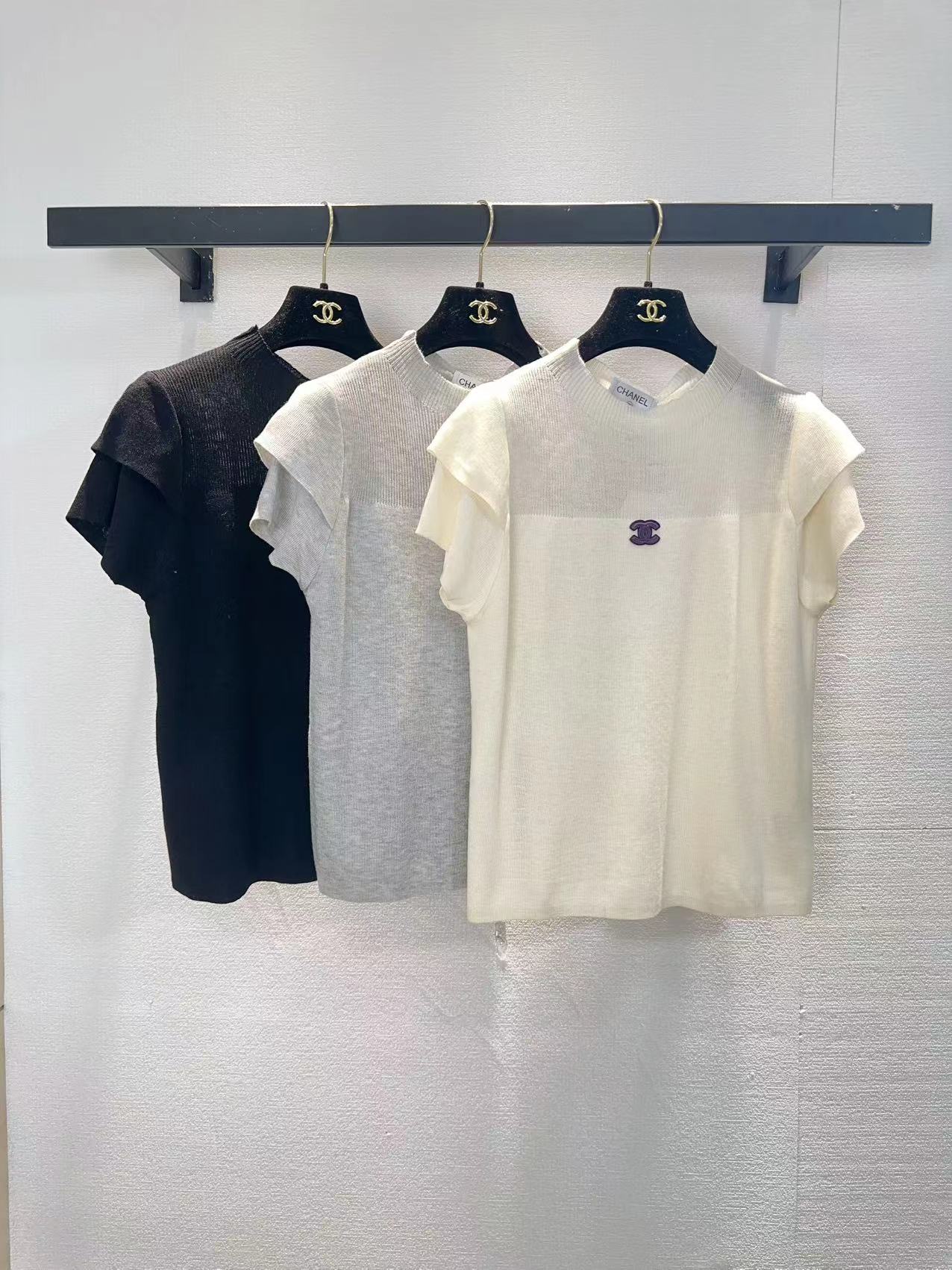 NO:762006,chanel Chanel three-color short-sleeved SML,,chanel,chanel,T-shirt,19860909chanel香奈儿三色短袖SML,,chanel,chanel,T-shirt,,Women's clothing