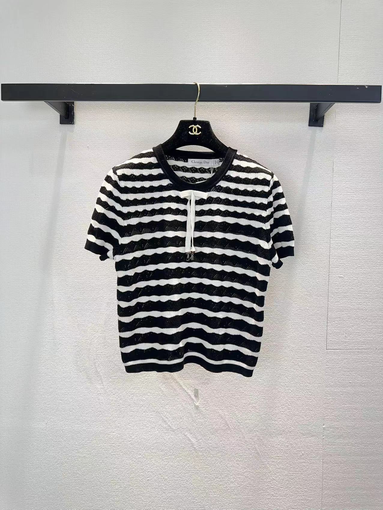 NO:761981,Dior Dior striped short-sleeved SML official website synchronization, dior, dior, T-shirt,19860909Dior迪奥条纹短袖SML官网同步,,dior,dior,T-shirt,,Women's clothing