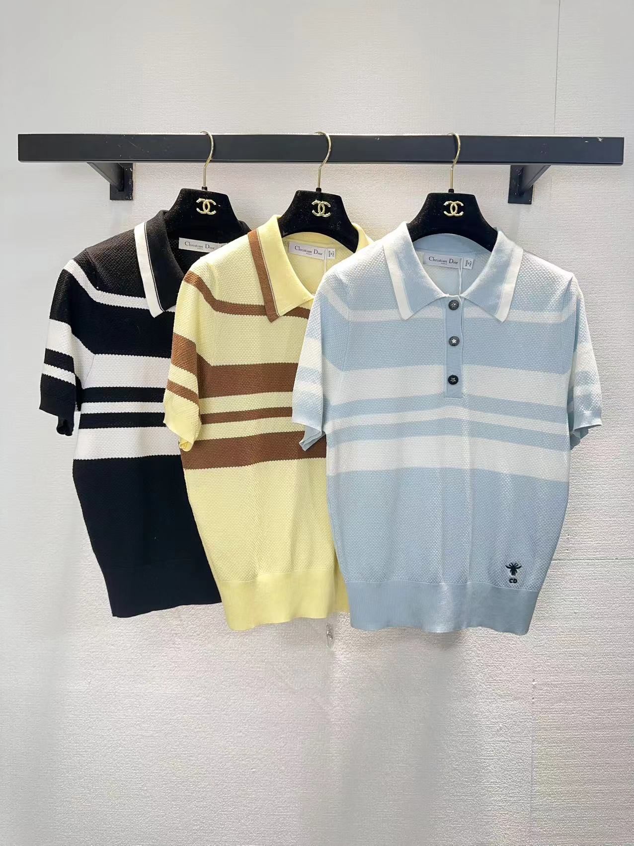 NO:761976,Dior Dior three-color lapel short-sleeved,,dior,dior,T-shirt,19860909Dior迪奥三色翻领短袖,,dior,dior,T-shirt,,Women's clothing