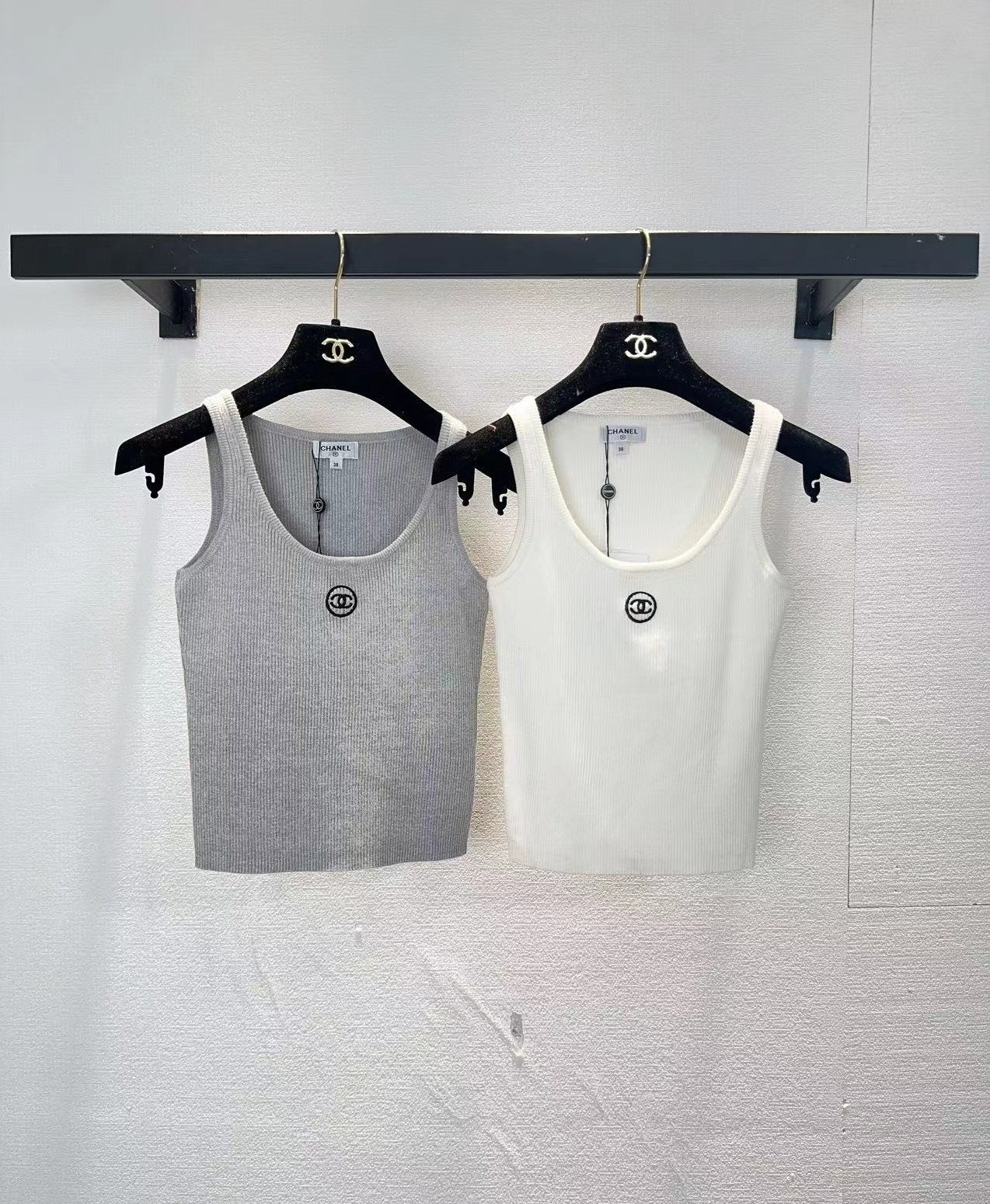 NO:761967,chanel Chanel two-color vest SML,,chanel,chanel,19860909chanel香奈儿两色背心SML,,chanel,chanel,,Women's clothing