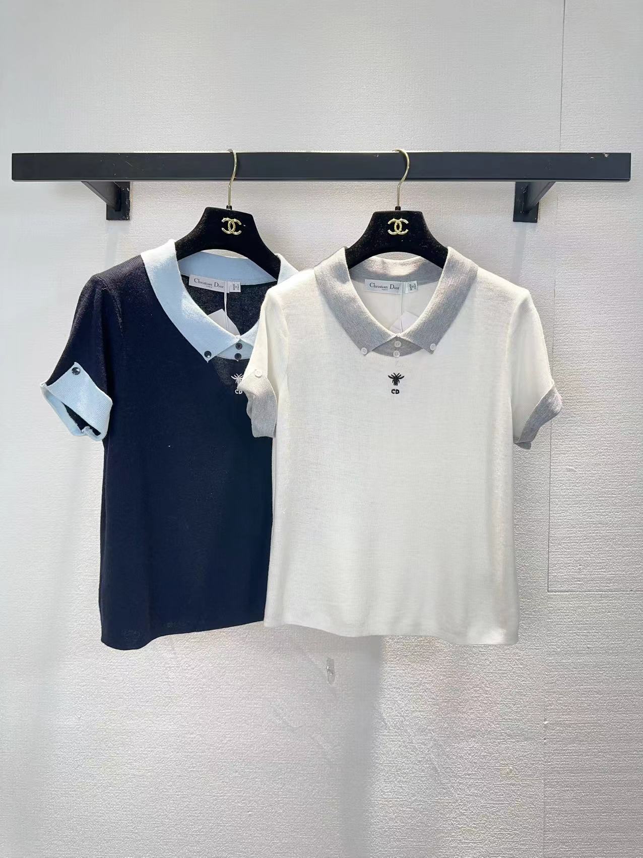 NO:761957,Dior Dior two-color lapel short-sleeved,,dior,dior,T-shirt,19860909Dior迪奥两色翻领短袖,,dior,dior,T-shirt,,Women's clothing