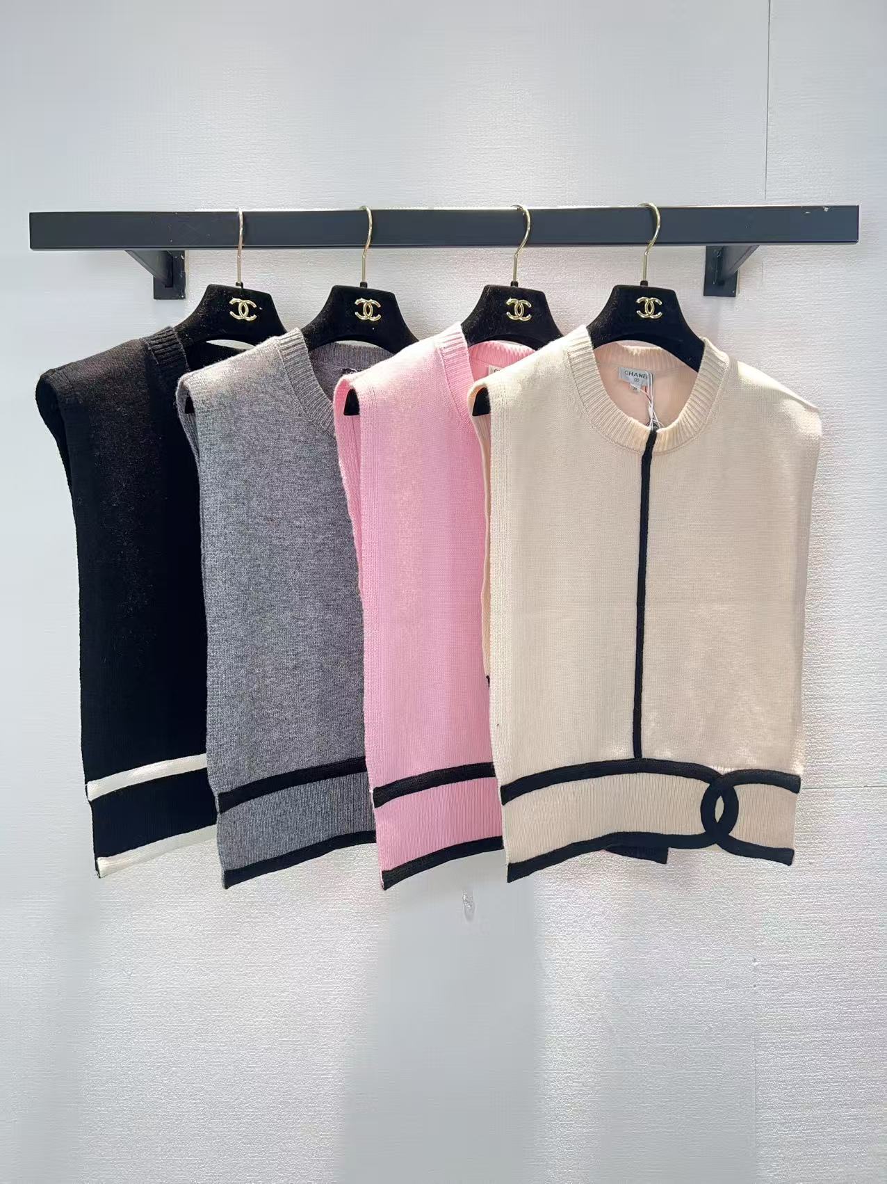 NO:762545,chanel Chanel four-color vest official website synchronization SML,,chanel,chanel,19860909chanel香奈儿四色背心官网同步SML,,chanel,chanel,,Women's clothing