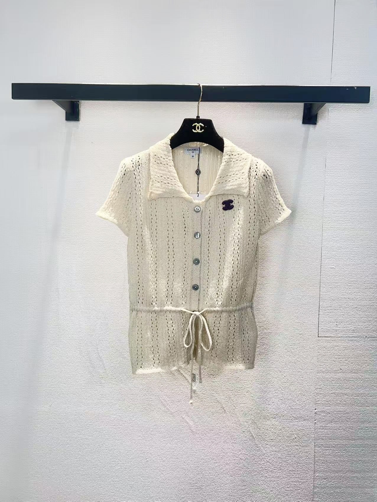 NO:797765,chanel Chanel lapel short-sleeved cardigan SML,,chanel,chanel,T-shirt,19860909chanel香奈翻领短袖开衫SML,,chanel,chanel,T-shirt,,Women's clothing