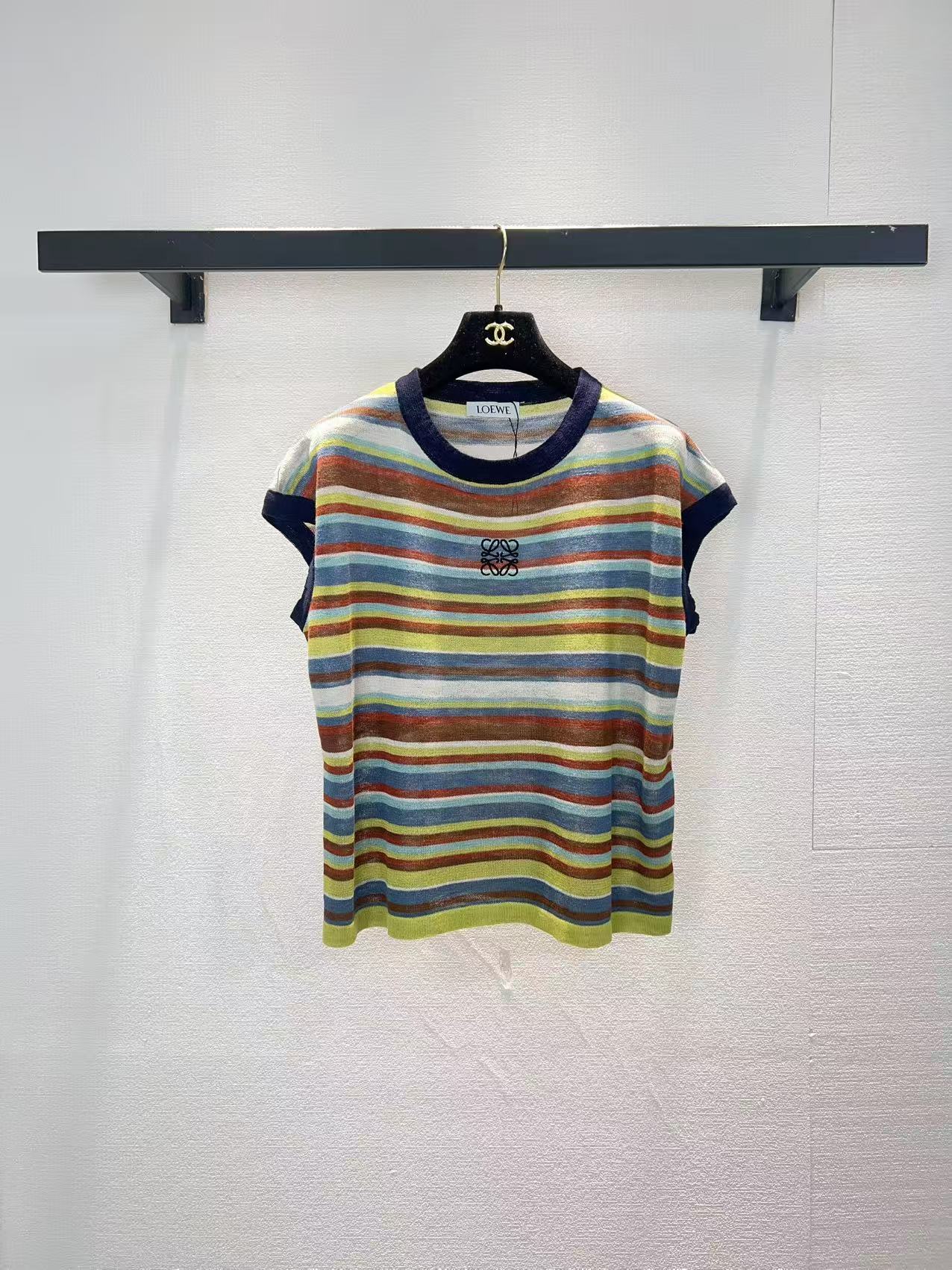NO:798749,Loewe striped knitted vest,,loewe,19860909罗意威条纹针织背心,,loewe,,Women's clothing