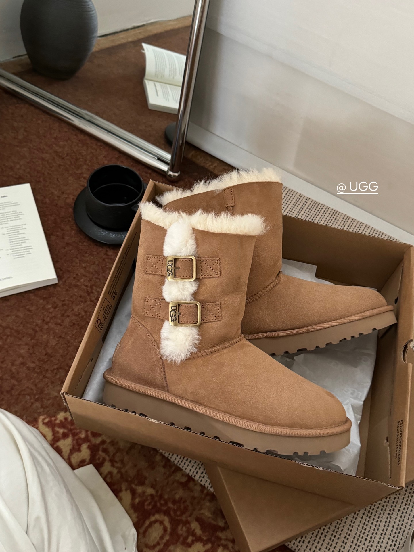 new栗色2扣实拍Ugg