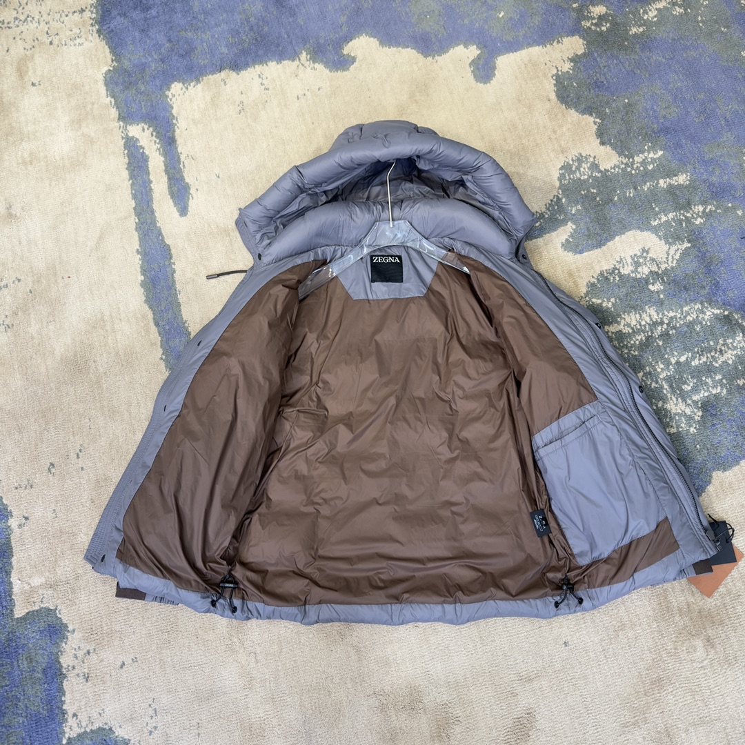 #正品级：𝐙𝐄𝐆𝐍𝐀 ｜杰尼亚 户外连帽羽绒服#Z01#𝗦𝗶𝘇𝗲：48# 50# 52# 54# 56#