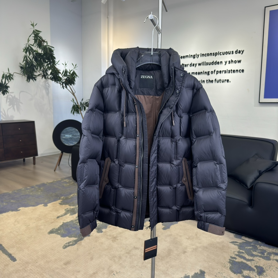 #正品级：𝐙𝐄𝐆𝐍𝐀 ｜杰尼亚 户外连帽羽绒服#Z01#𝗦𝗶𝘇𝗲：48# 50# 52# 54# 56#