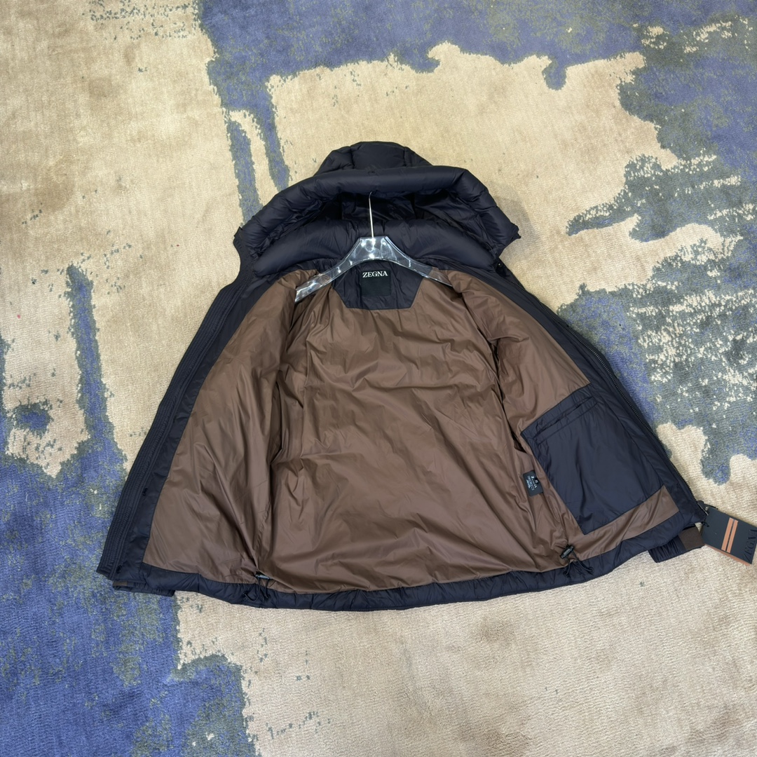 #正品级：𝐙𝐄𝐆𝐍𝐀 ｜杰尼亚 户外连帽羽绒服#Z01#𝗦𝗶𝘇𝗲：48# 50# 52# 54# 56#
