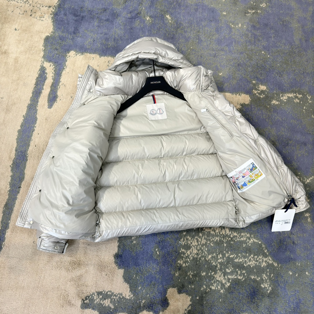 #正品级：𝑴𝒐𝒏𝒄𝒍𝒆𝒓｜盟可睐 蒙口 𝑴𝒂𝒚𝒂 𝟳𝟬周年限定款羽绒服#086# 𝑺𝒊𝒛𝒆：𝟭# 𝟮# 