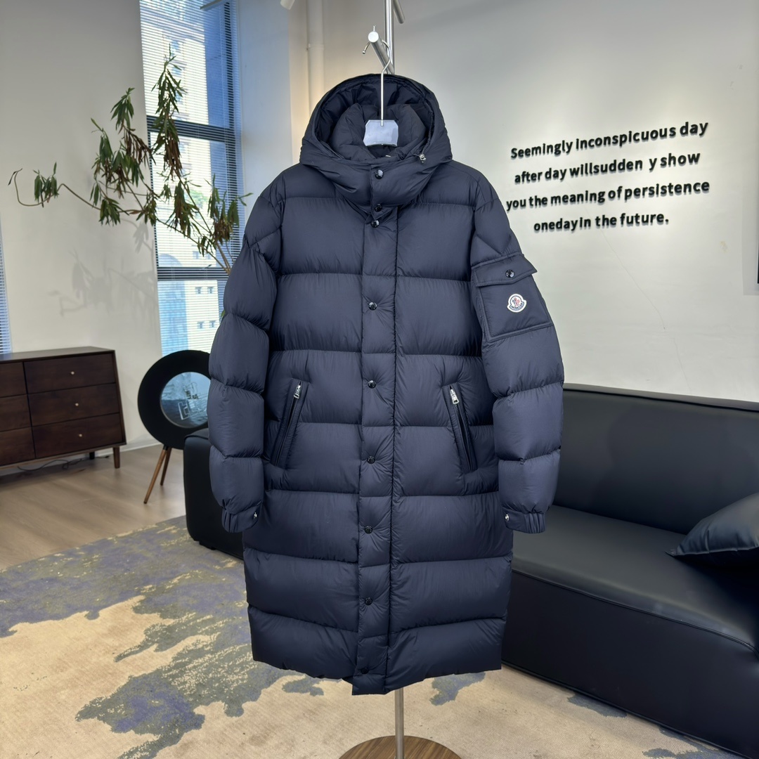 #正品级:𝗠𝗼𝗻𝗰𝗹𝗲𝗿盟可睐 𝗵𝗮𝗻𝗼𝘃𝗲𝗿𝗶𝗮𝗻 纯色连帽哑光防风长款宽松保暖羽绒服#097#𝗦𝗶𝘇