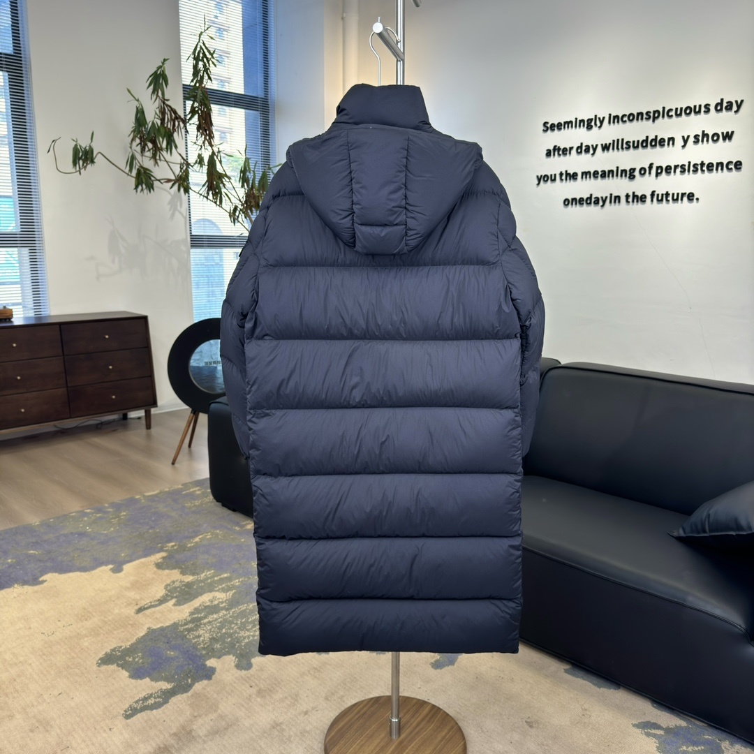 #正品级:𝗠𝗼𝗻𝗰𝗹𝗲𝗿盟可睐 𝗵𝗮𝗻𝗼𝘃𝗲𝗿𝗶𝗮𝗻 纯色连帽哑光防风长款宽松保暖羽绒服#097#𝗦𝗶𝘇