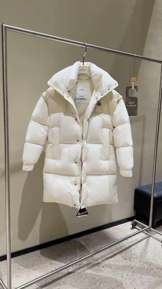 #正品级:𝑴𝒐𝒏𝒄𝒍𝒆𝒓｜蒙口 /盟可睐 25𝒔𝒔 Verone 秋冬新品限量款多功能【可拆袖】长款立领