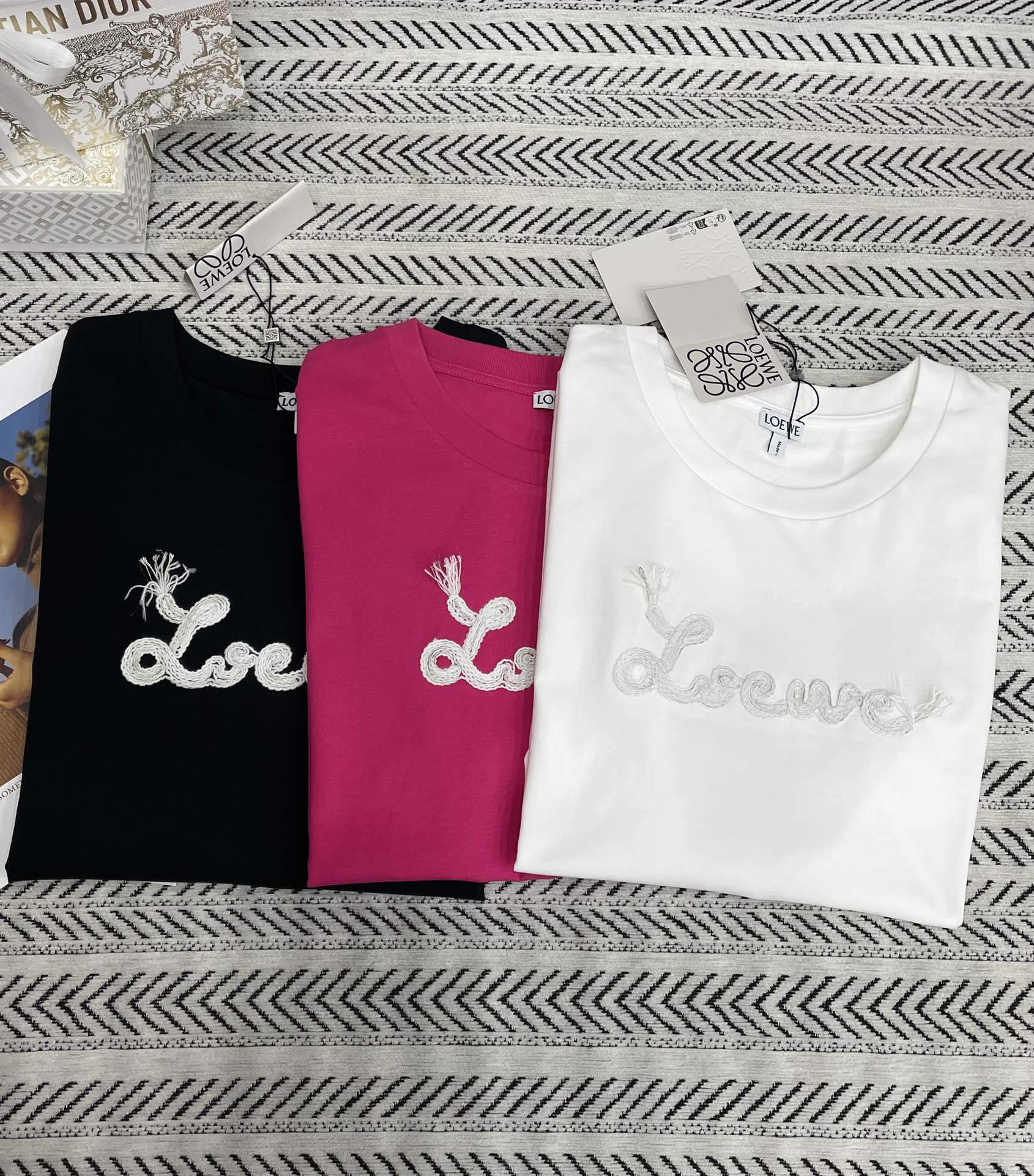 Loewe Woven Embroidered Logo T-Shirt - Stylish & Comfortable (S-L) 9 i1763873273 3362 5