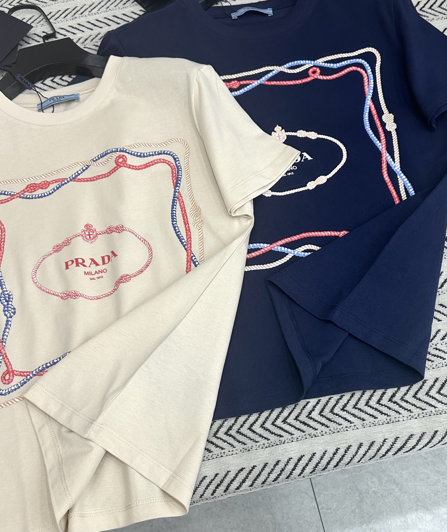 普拉达 Prada 高级成衣风衣外套及大衣服饰 #A7975F3C 3