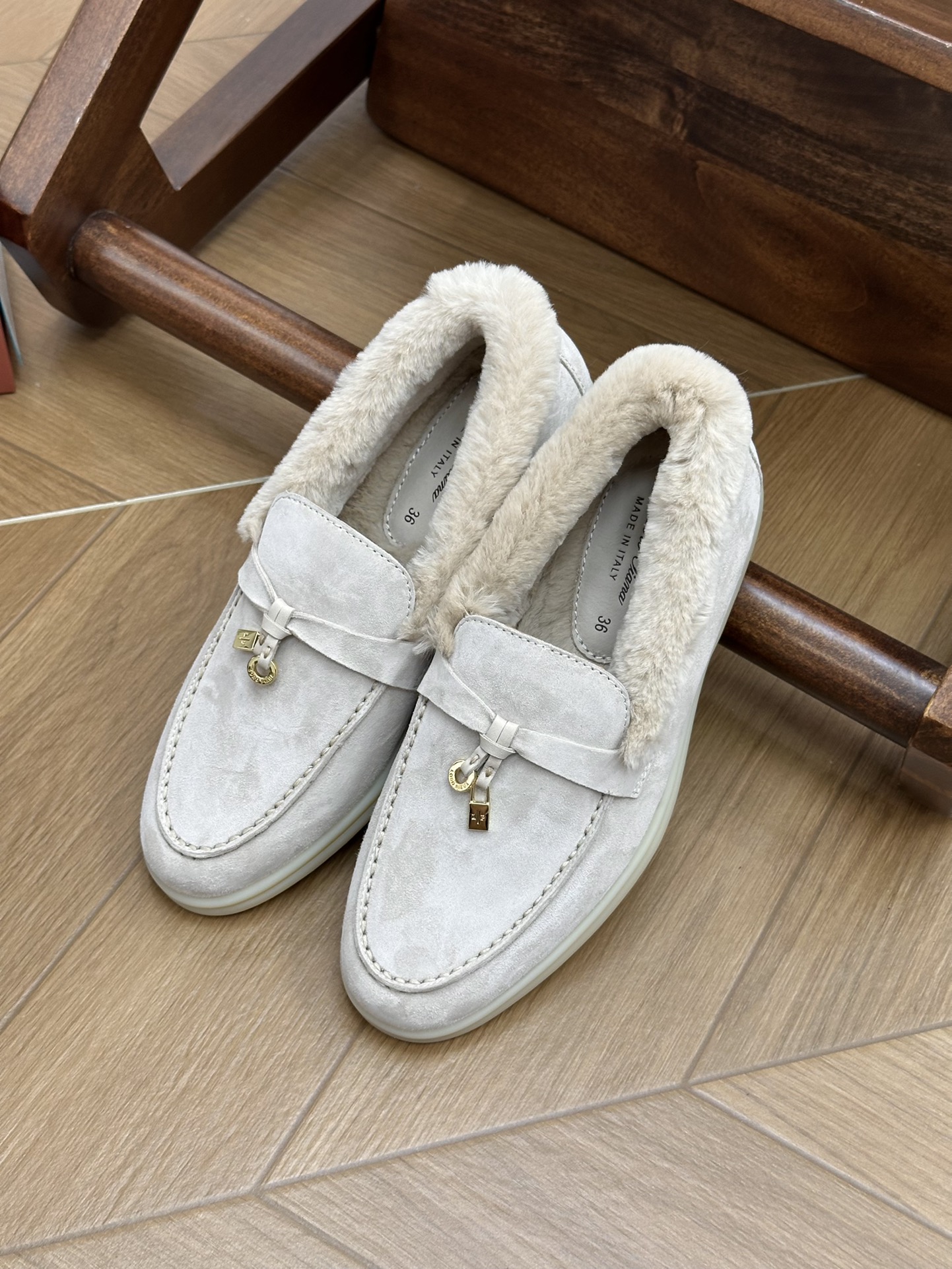 NO:679761,Nude color, loafers, fur shoes, loafers19860909裸色,乐福鞋毛毛鞋,loafers,Women's Shoes