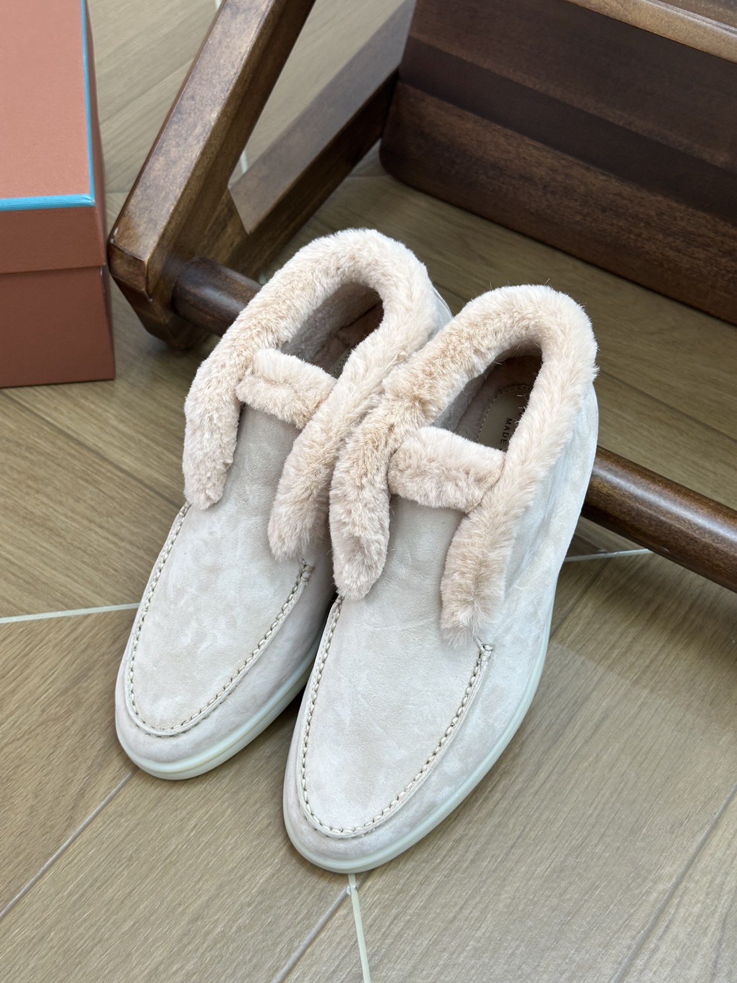 NO:679808,light pink, loafers, fur shoes, loafers19860909浅粉色,乐福鞋毛毛鞋,loafers,Women's Shoes