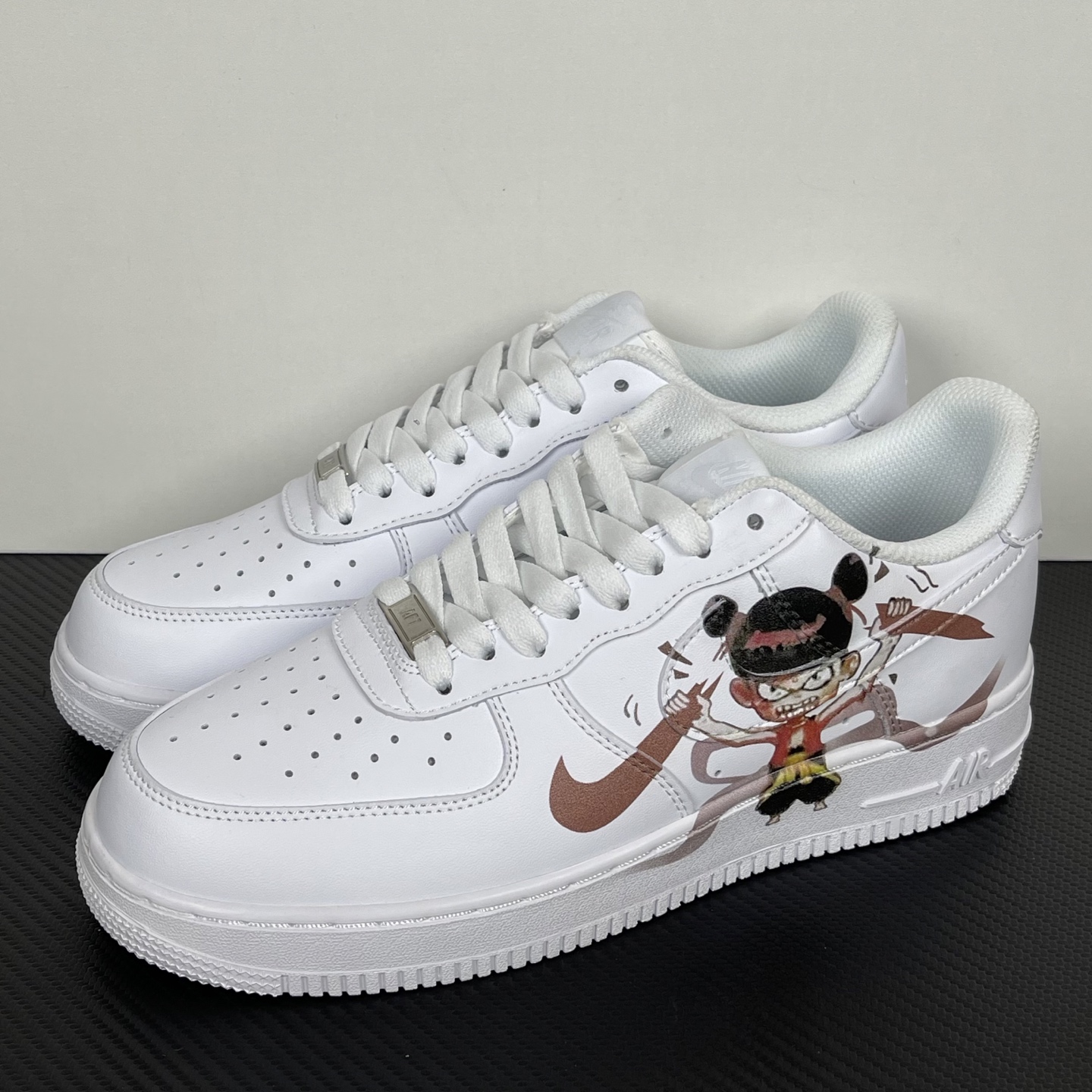 特价    

 NK Air Force 1 07 空军一号经典低帮板鞋 哪吒 ！
货号：CW2288