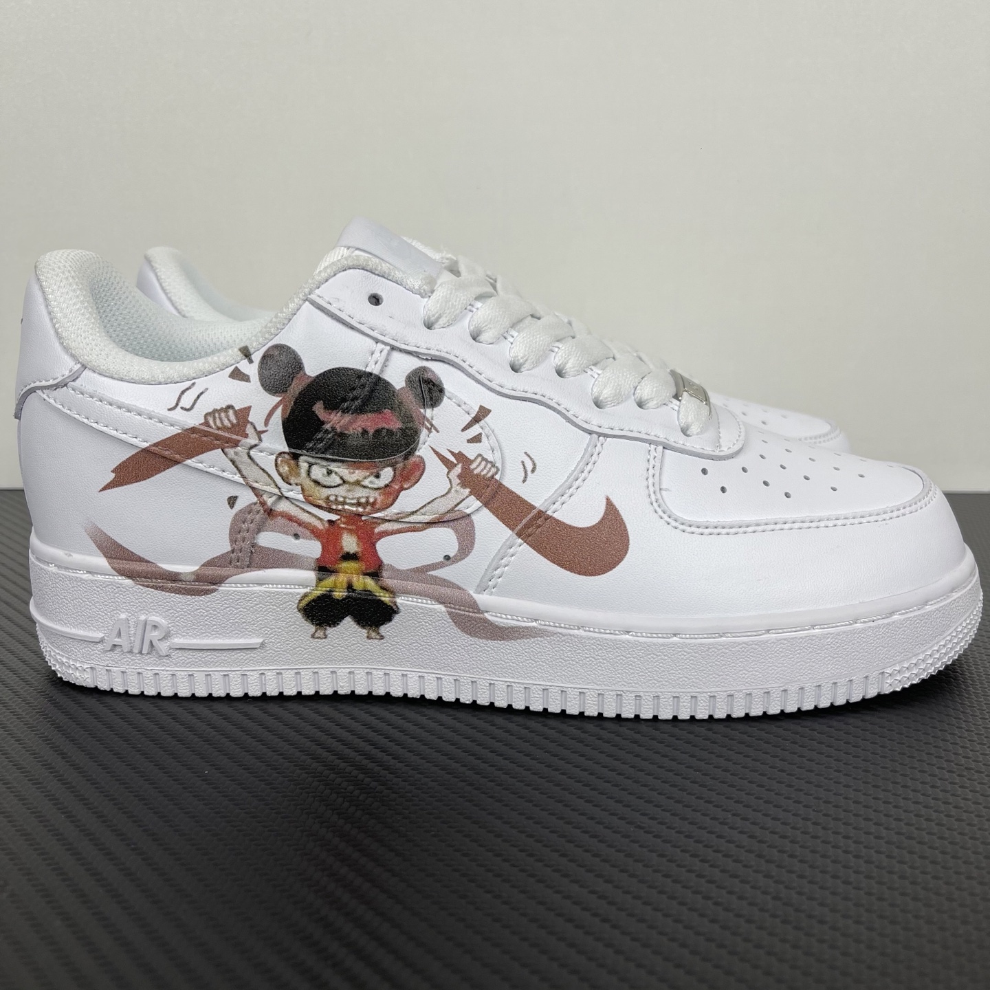 特价    

 NK Air Force 1 07 空军一号经典低帮板鞋 哪吒 ！
货号：CW2288