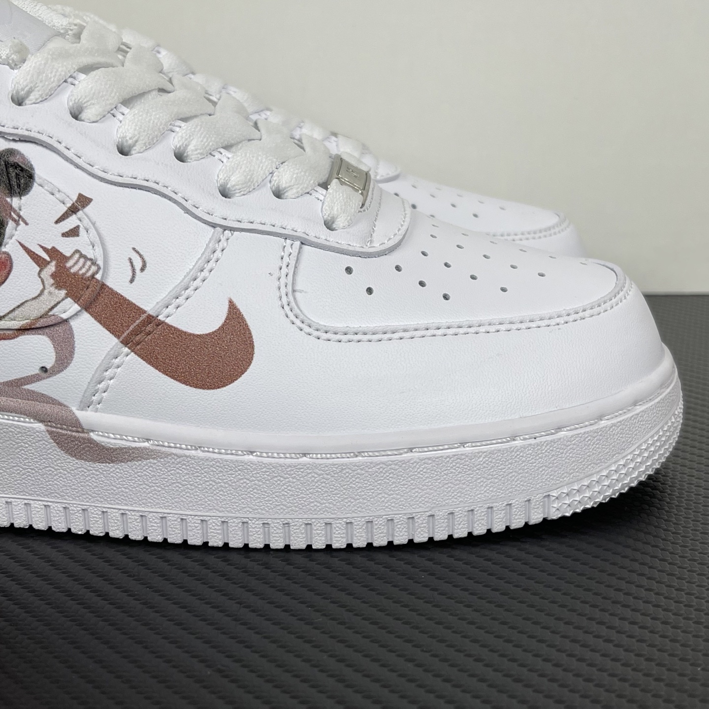 特价    

 NK Air Force 1 07 空军一号经典低帮板鞋 哪吒 ！
货号：CW2288