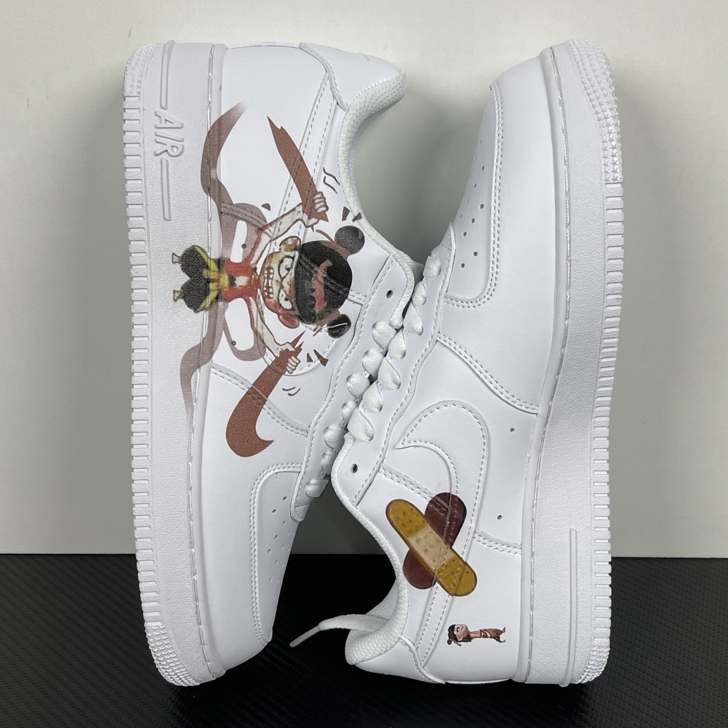 特价    

 NK Air Force 1 07 空军一号经典低帮板鞋 哪吒 ！
货号：CW2288