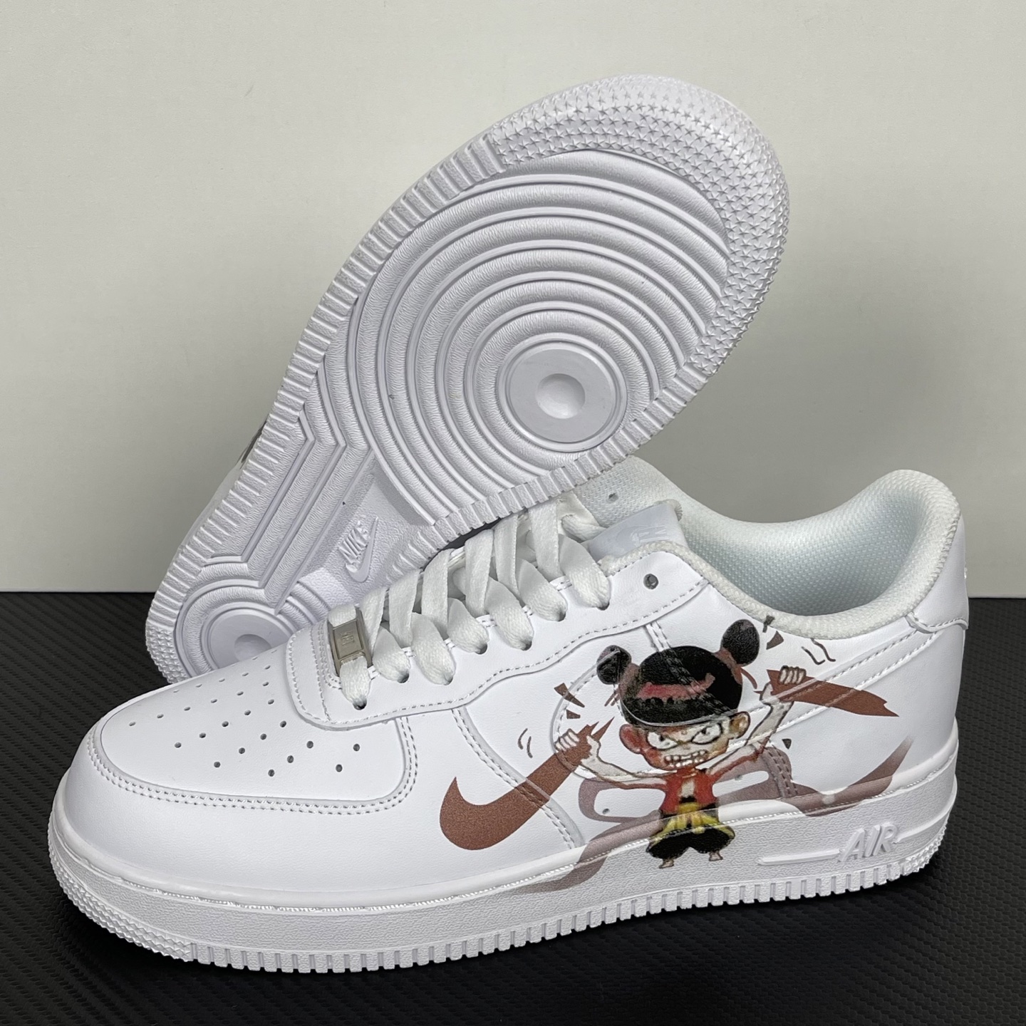 特价    

 NK Air Force 1 07 空军一号经典低帮板鞋 哪吒 ！
货号：CW2288