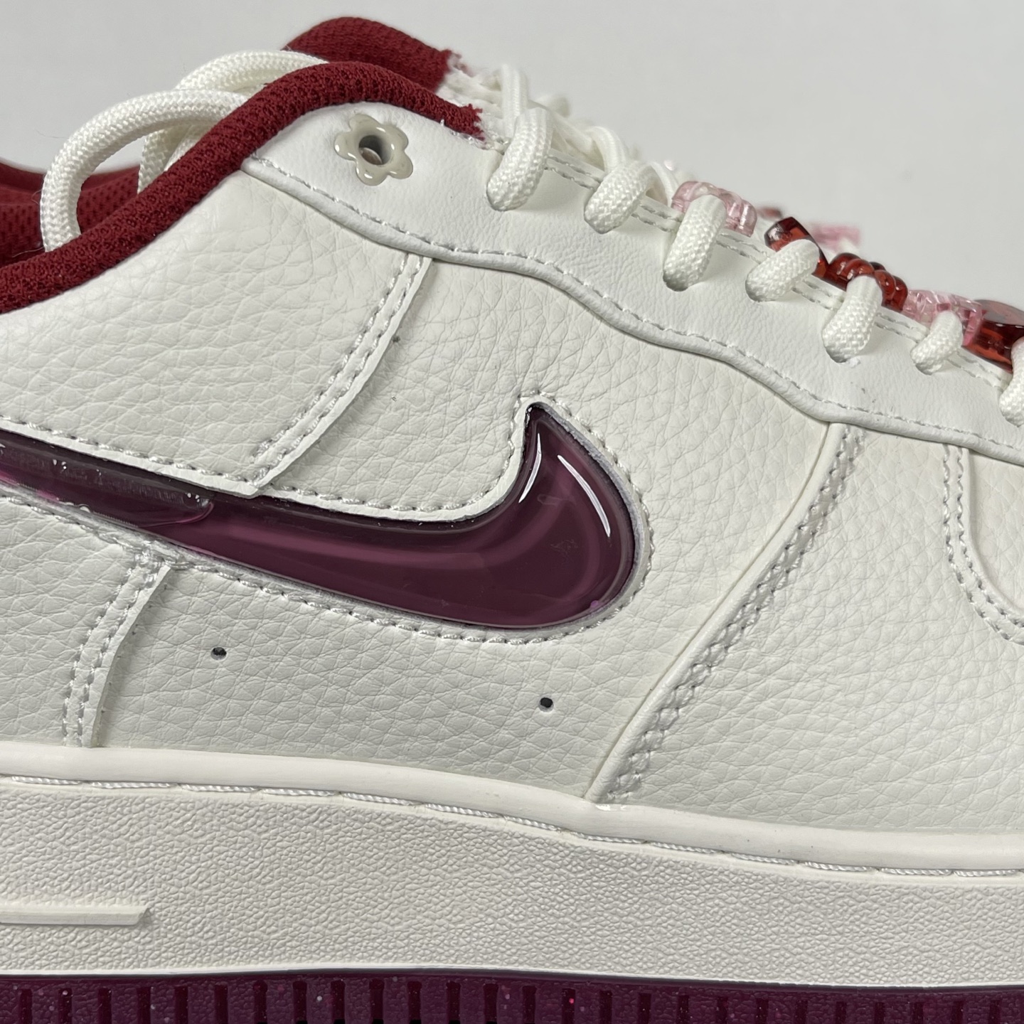 特价    
【纯原】！NK Air Force 1 Low ‘07 空军一号低帮经典板鞋 情人节限定！