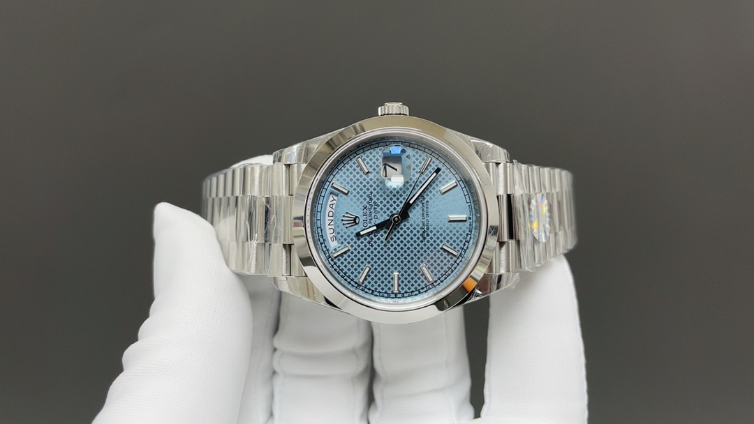 Rolex 今日推荐 星期日历型 40mm 3235机芯