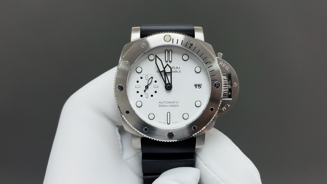 NO:392520,Today, Panerai Pam2223 white shell and white surface 42mm machine, top quality, real-life shipping,19860909今日推荐沛纳海Pam2223 白壳白面 42mm 机 顶级品质 出货实拍,,Watch