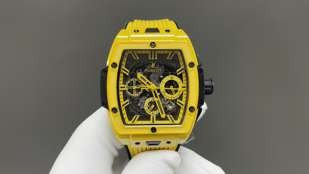 NO:392696,Recommended today Hublot wine barrel type yellow ceramic 42mm machine top quality real-life shipping,19860909今日推荐宇舶 酒桶型 黄陶瓷 42mm 机 顶级品质 出货实拍,,Watch