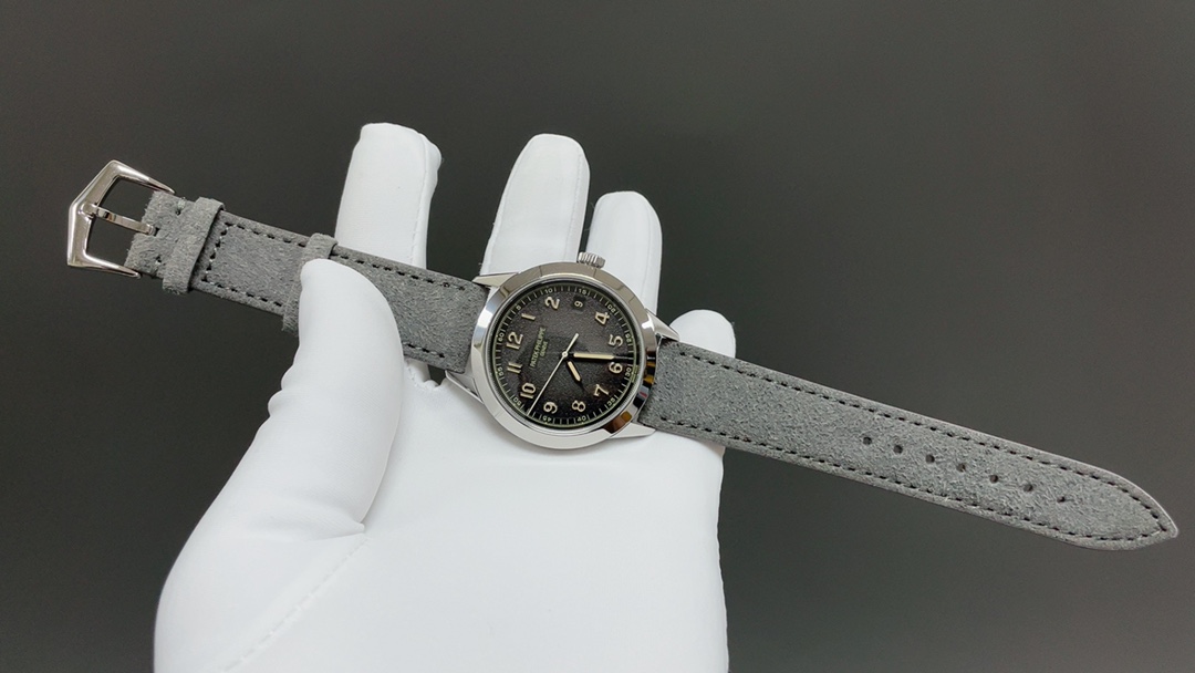 Patek Philippe Calatrava Ref.5226G-001 Classic Watch, 40mm, Grey Dial 2 i1729179347 4081 1