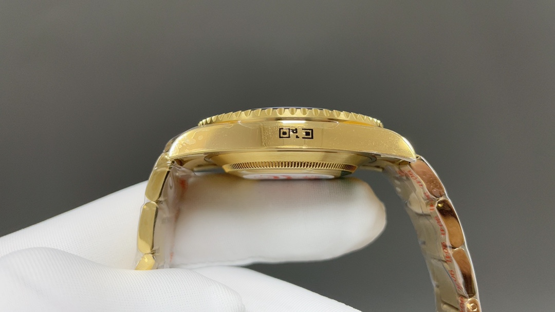 Rolex 今日推荐 黄金蓝水鬼 41mm 3235机