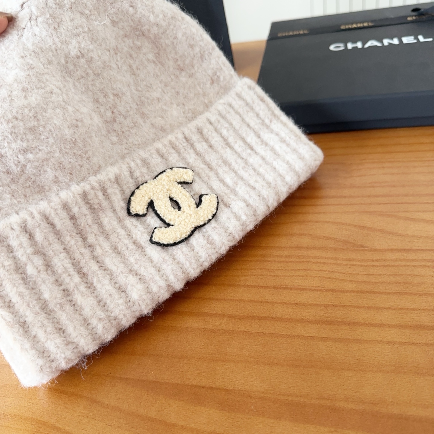 

chane 针织冷帽
一上架便火遍小红书~
全网首发 对色对版
首批货量充足 快快入手