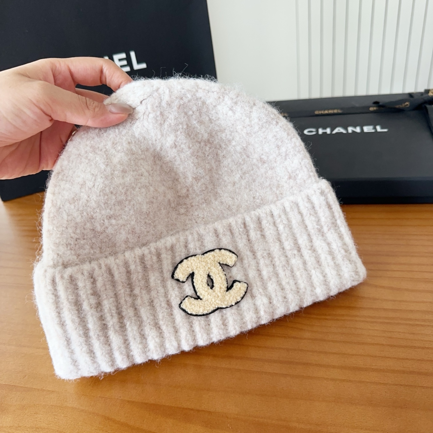 

chane 针织冷帽
一上架便火遍小红书~
全网首发 对色对版
首批货量充足 快快入手