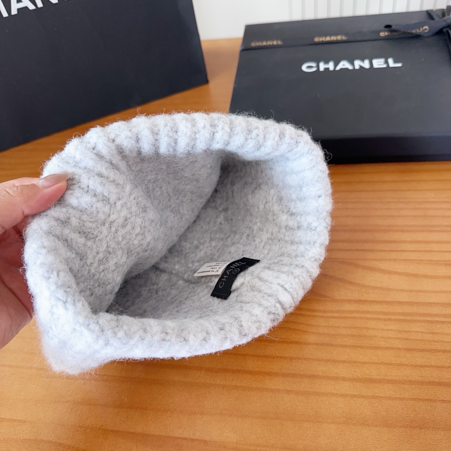 

chane 针织冷帽
一上架便火遍小红书~
全网首发 对色对版
首批货量充足 快快入手