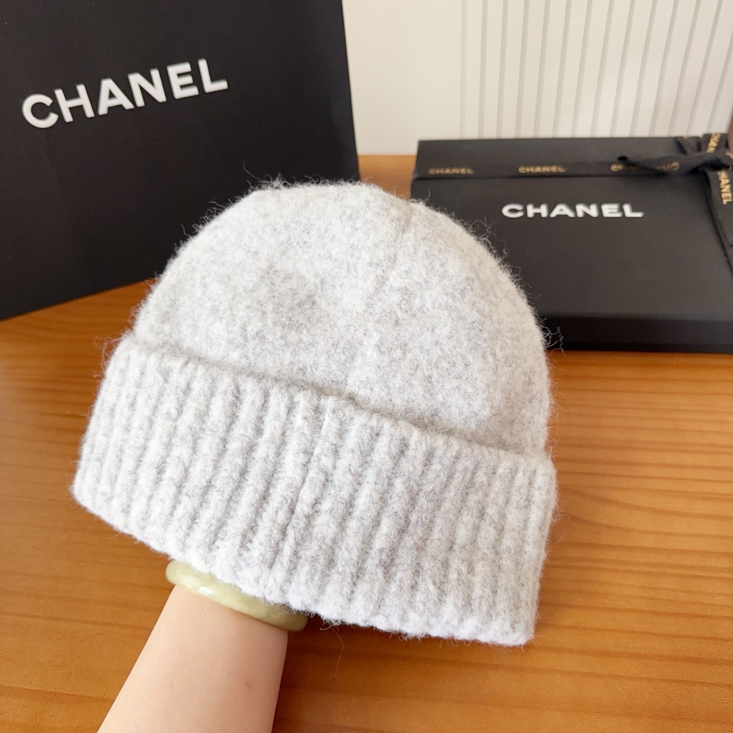 

chane 针织冷帽
一上架便火遍小红书~
全网首发 对色对版
首批货量充足 快快入手