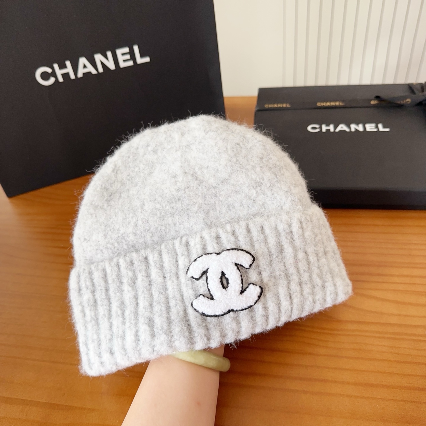 

chane 针织冷帽
一上架便火遍小红书~
全网首发 对色对版
首批货量充足 快快入手