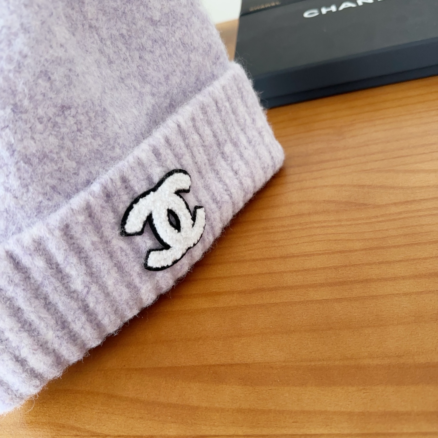 

chane 针织冷帽
一上架便火遍小红书~
全网首发 对色对版
首批货量充足 快快入手