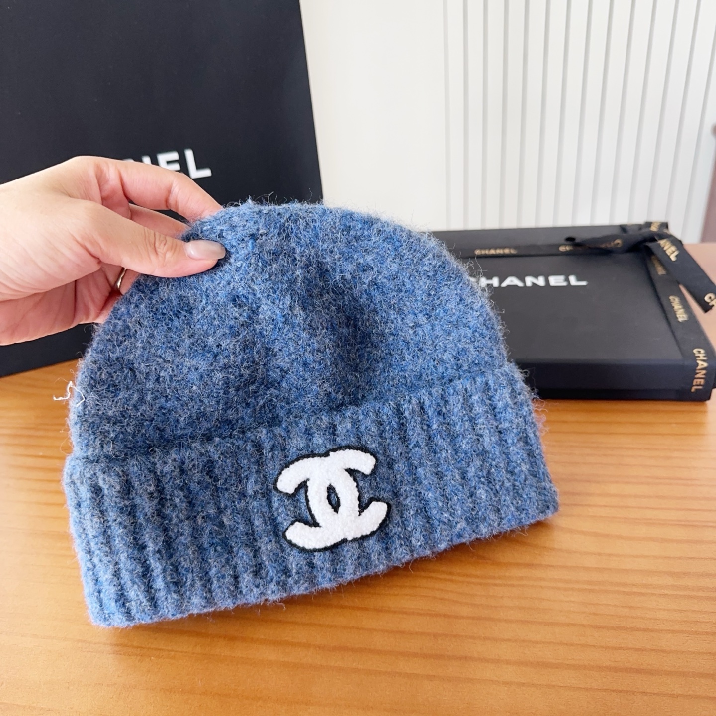 

chane 针织冷帽
一上架便火遍小红书~
全网首发 对色对版
首批货量充足 快快入手