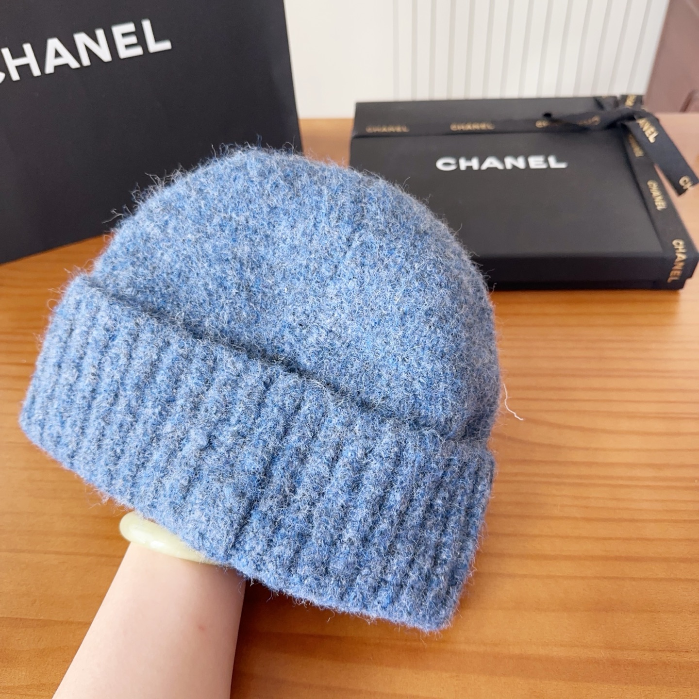 

chane 针织冷帽
一上架便火遍小红书~
全网首发 对色对版
首批货量充足 快快入手