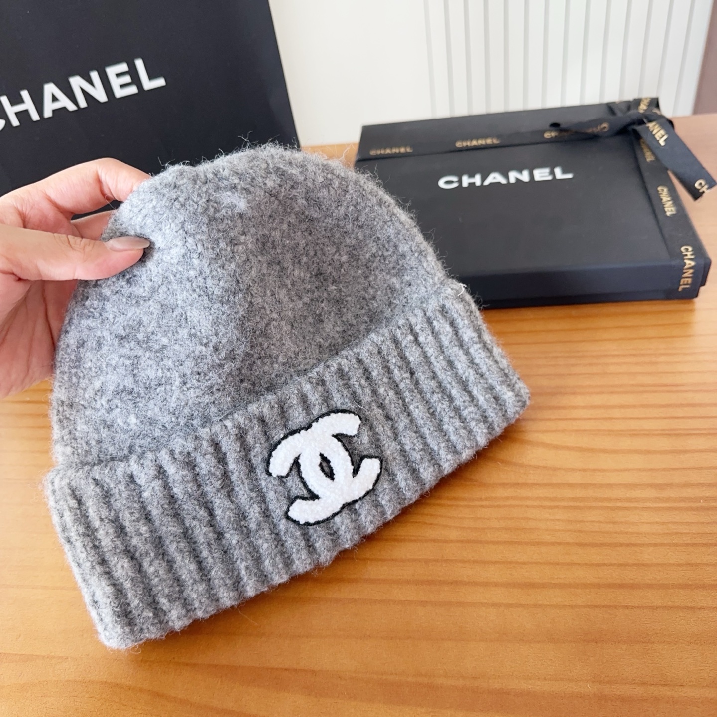 

chane 针织冷帽
一上架便火遍小红书~
全网首发 对色对版
首批货量充足 快快入手