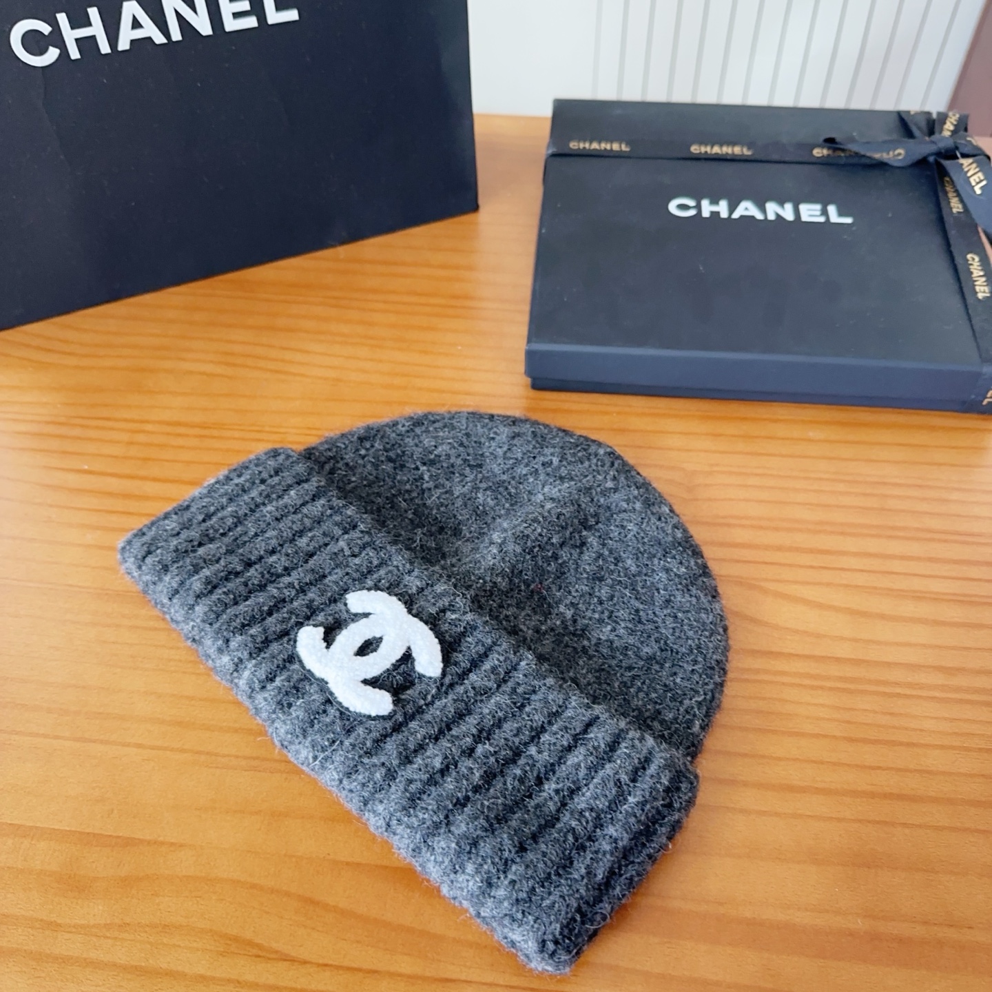 

chane 针织冷帽
一上架便火遍小红书~
全网首发 对色对版
首批货量充足 快快入手