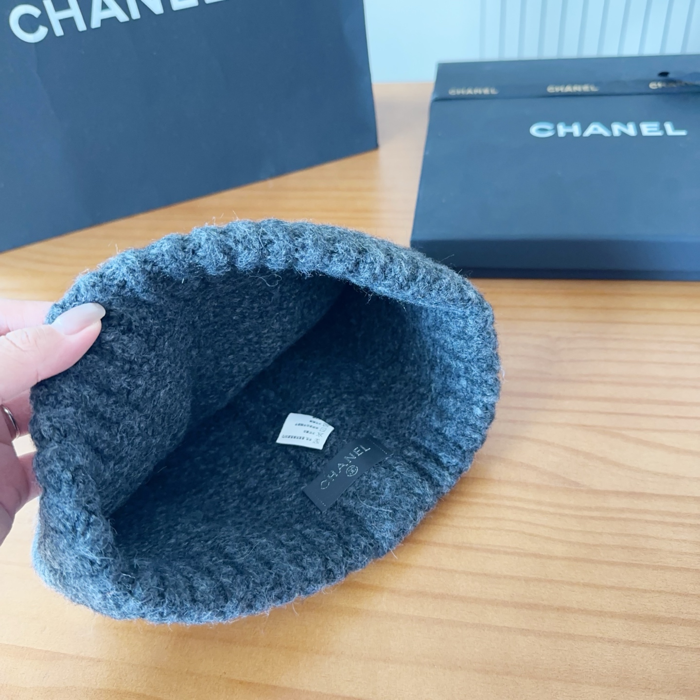 

chane 针织冷帽
一上架便火遍小红书~
全网首发 对色对版
首批货量充足 快快入手