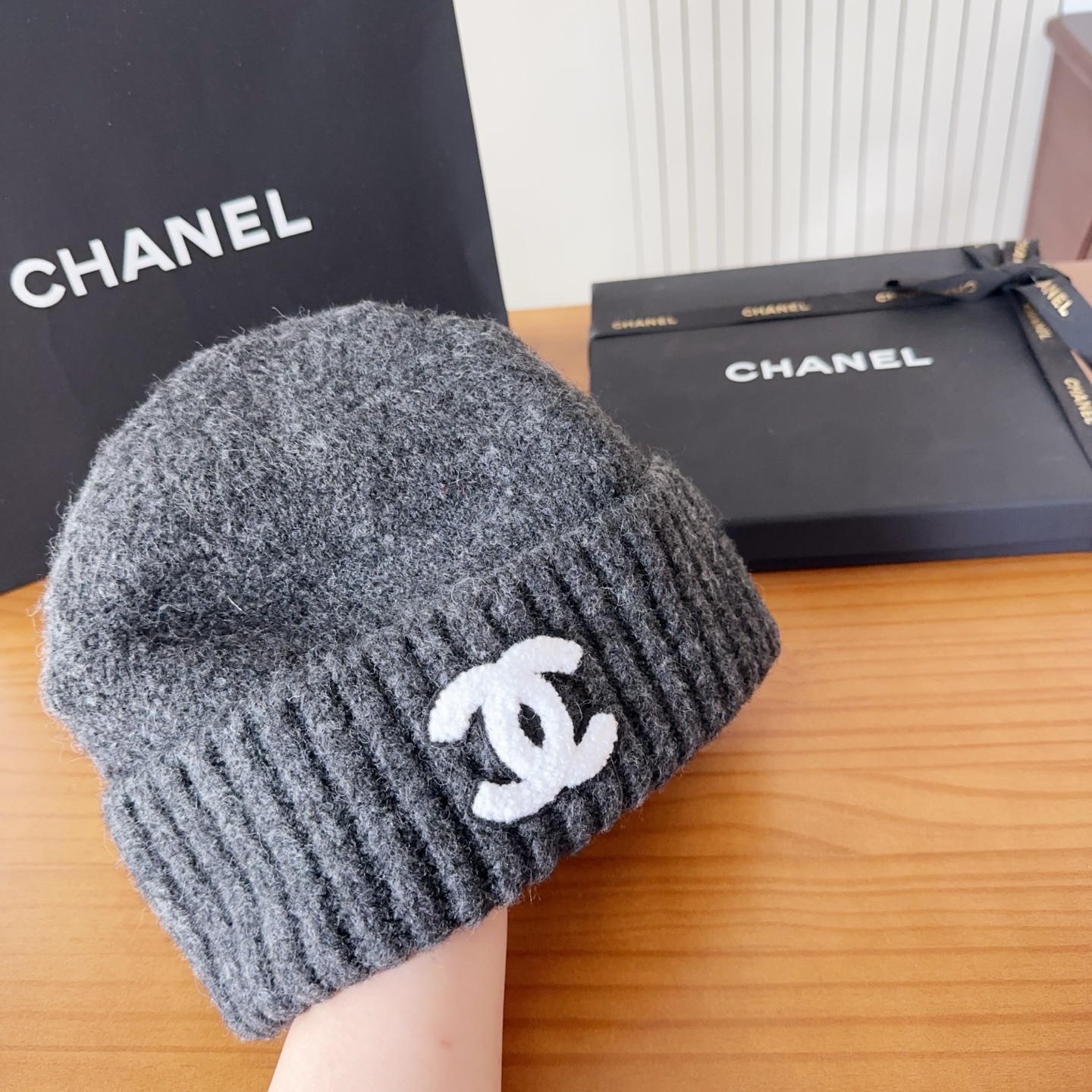 

chane 针织冷帽
一上架便火遍小红书~
全网首发 对色对版
首批货量充足 快快入手